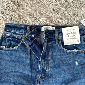 abercrombie ultra high rise the ankle straight